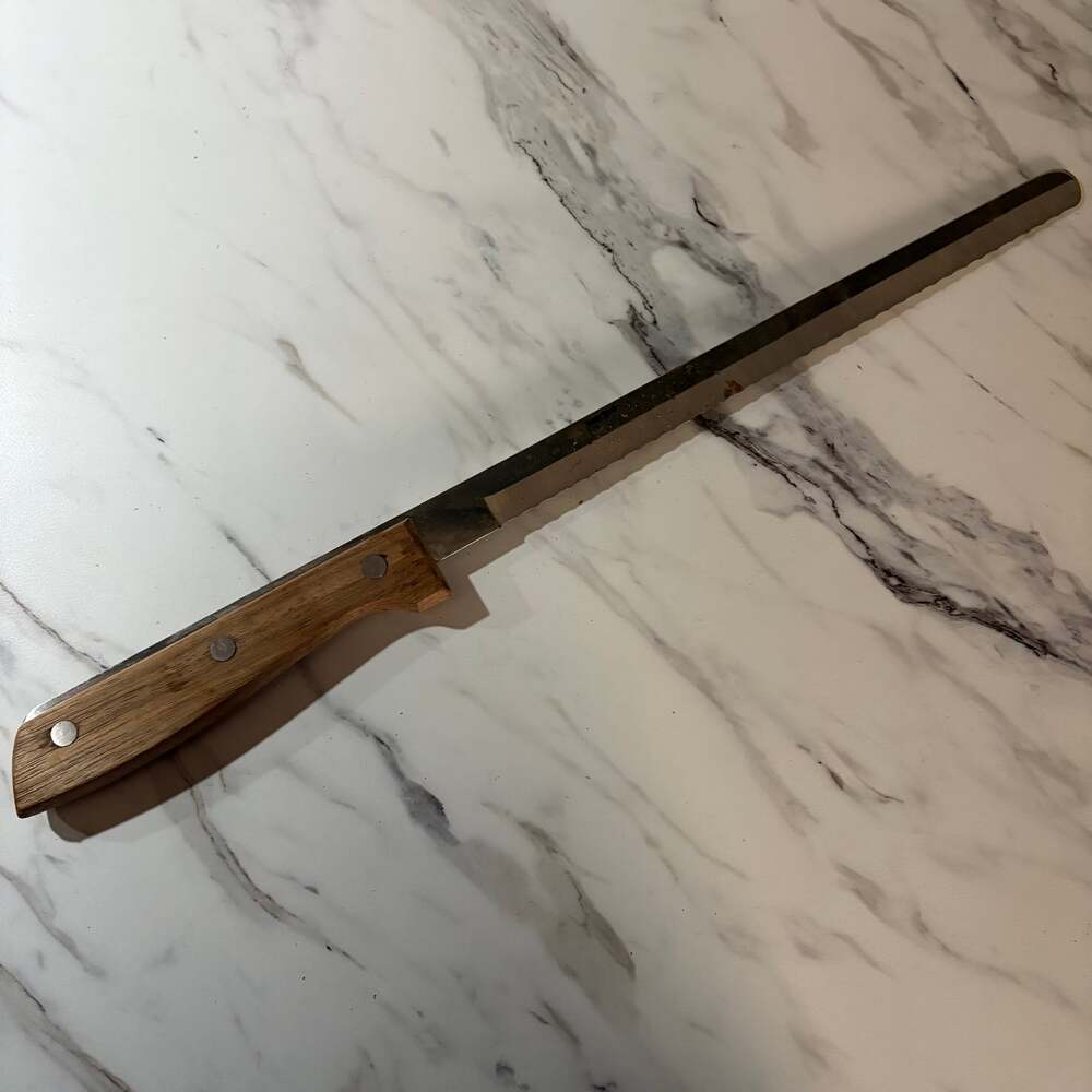 Vintage Case XX CA-242 9-1/2" Stainless Steel Slicing Knife with Wood Handle
